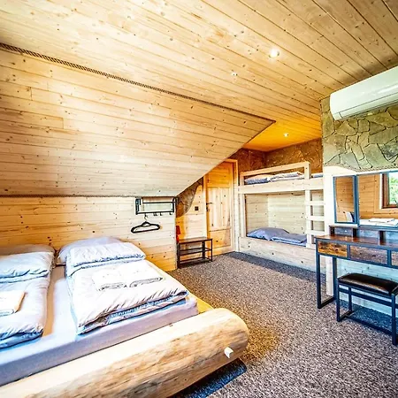 Józefówka 1 Apartamento Bielanka